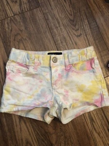 Gap Denim Blue Pink Yellow White Tie Die Denim Shortie Short Size 6 - Picture 1 of 4