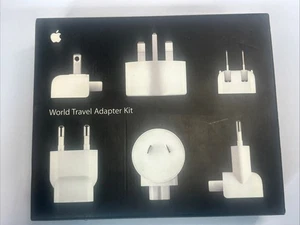 Apple World Travel Adapter Kit MacBook M8794G/B gebraucht - Bild 1 von 3