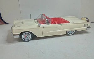 SUNSTAR 1/18 FORD THUNDERBIRD 1960 CABRIO OHNE BOX ge - Bild 1 von 11