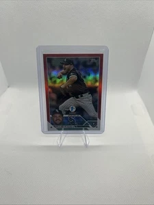 2023 Topps Series 1 - Liam Hendriks Chicago White Sox #175 Red foil 17/50 - Picture 1 of 4