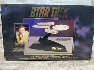 De colección Star Trek EE. UU. Figura Enterprise NCC-1701 William Shatner 1993 - Imagen 1 de 13
