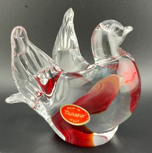 Arte Italiana Vetro di Murano Uccellino Rosso-Chiaro Sommerso, Ali Spalancate, Stick Originale - Foto 1 di 5