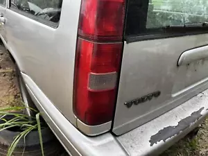 VOLVO S70/V70/C70 WAGON, LOWER, 04/97-03/00 LEFT TAIL LIGHT, PASSENGER TAIL LAMP - Picture 1 of 10