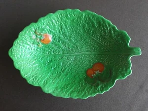 CROWN DEVON FIELDINGS Majolica ware Leaf shaped designed dish - Picture 1 of 8