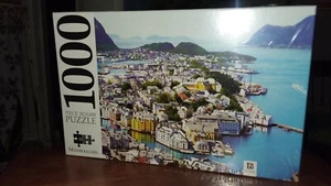 New Hinkler Mindbogglers 1000 piece jigsaw puzzle Alesund Norway Free Ship - Picture 1 of 4