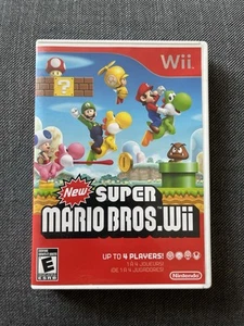 New Super Mario Bros. Wii (Wii, 2009) - CIB w/ Inserts - Tested & Working - Picture 1 of 5