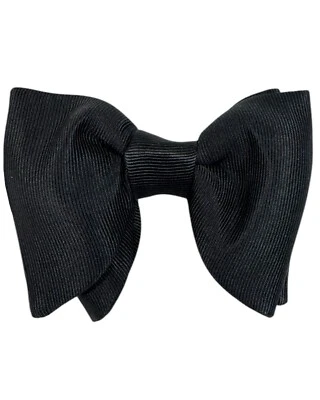 100% New Tom Ford Large Silk Black Bow Tie Solid Grosgrain Pre-tied  250390 - Image 1 of 3