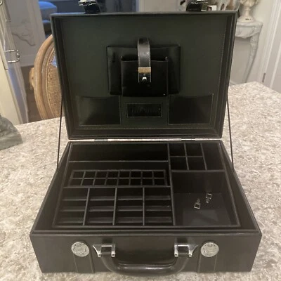 Estuche de Maquillaje Bobbi Marrón Baúl Cuero Negro Llaves e Inserto Llevar Maquillaje Artista Foto 1 de 4