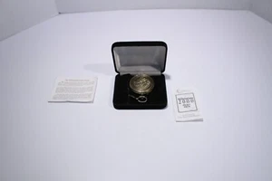 VINTAGE THE NEW MILLENNIUM 2000 LIMITED EDITION POCKET WATCH NEW BATTERY WORKS - Picture 1 of 13