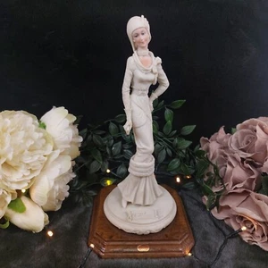 Exquisite Vintage Auro Belcari Figurine - 1920s Art Deco Lady (1985) - Picture 1 of 11