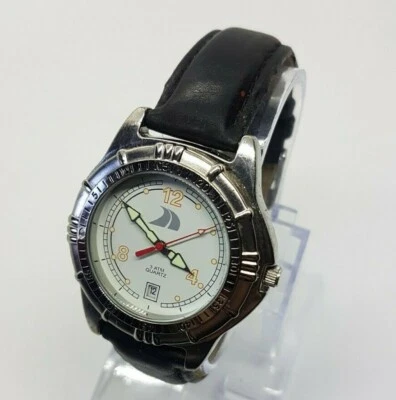 Ultra Minimal Hipster Cool Design Date Watch for men and women, 6 o'clock Date - Imagem 1 de 4