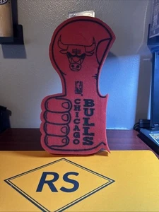 Vintage Chicago Bulls Foam Thumb - Picture 1 of 7