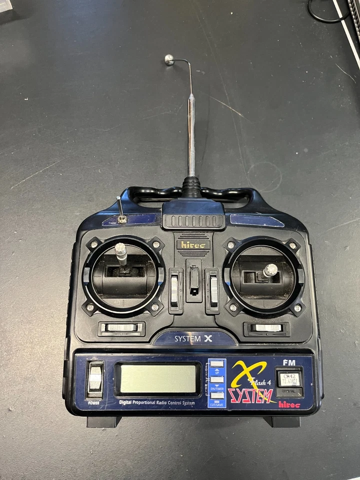 Sistema de radiocontrol proporcional digital Hitec Flash 5 System X Foto 1 de 4