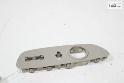 2017 - 2019 年 BUICK LACROSSE 前左驱动侧座椅开关挡板盖装饰原始设备制造商 — 第 1/4 张图片