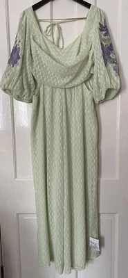 NUEVO MONO BORDADO PIERNA ANCHA DISEÑO ASOS talla 16 Foto 1 de 4