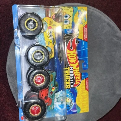 Hot Wheels Monster Trucks Demo Dobles Bob Esponja y Plancton Foto 1 de 2
