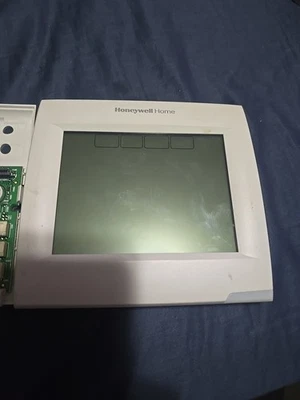 HONEYWELL TH8321WF1001 7-Day Programmable Thermostat  - Image 1 of 3
