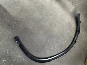 BMW X4 2022 G02 Radkasten auf der Beifahrerseite Zierleiste 8072569 - Bild 1 von 6