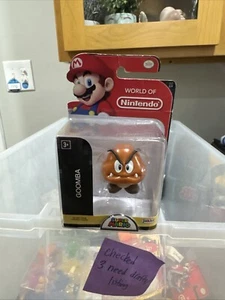 World of Nintendo 2.5 Inch Goomba Figure 2-1 Series Super Mario Jakks New - Picture 1 of 6