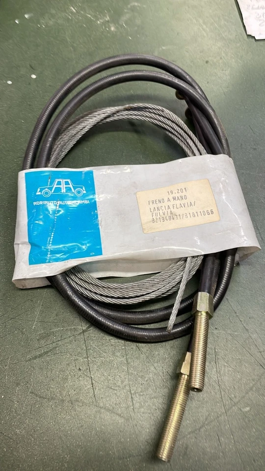 CAVO FRENO A MANO LANCIA FLAVIA FULVIA 19201=821948431=81811066 Foto 1 de 1