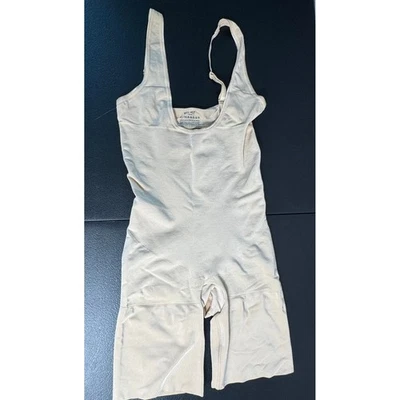 Body SPANX Rojo Caliente Modelador Medio Muslo Busto Abierto Beige XL Foto 1 de 4