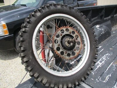 1979 1980 79 80 Honda XL500S XL500 XL 500 llanta trasera neumático frenos eje piñón hecho Foto 1 de 4