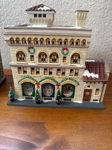 Dept 56 Studio 1200 Second Ave Anniversary Event #58918 Christmas In The City - Picture 1 of 4