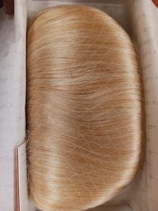 Vintage RENE OF PARIS WIG CHRISY Candy Blonde 3601 Fashion Wig - Picture 1 of 4