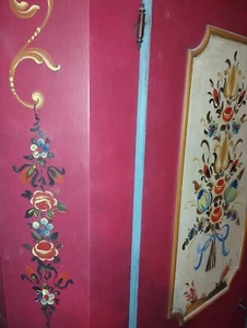 armadio guardaroba antico originale tirolese cortinese dipinto a mano in cirmolo - Foto 1 di 6