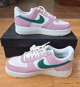 Nike Air Force 1 '07 LV8 ND FV9346 100 Vela/Malaquita Rosa Suave Talla M6/W7.5 - Imagen 1 de 9