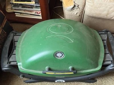 John Deer Weber Grill - Image 1 of 2