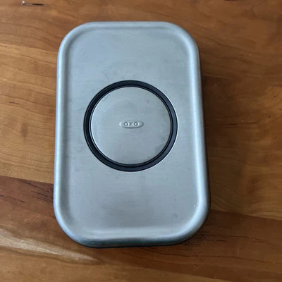 Tapa de contenedor pop de reemplazo de acero inoxidable OXO - 6" X 4" Foto 1 de 4