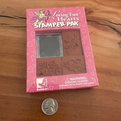 De colección Estampida de Goma Amor Diversión Corazones Estampador Paquete Espuma San Valentín Querubín Tatuaje Foto 1 de 2