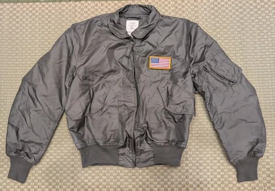 Vintage US Military Summer Flyer's Jacket CWU-36/P Green Size Large (42-44) - Image 1 of 4