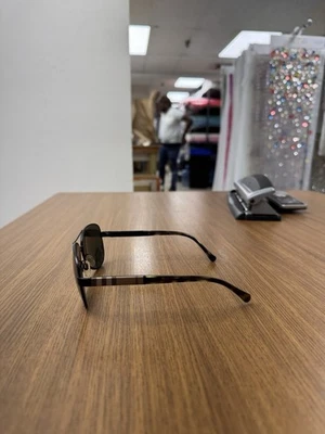 Burberry Sunglasses B 3080 - Image 1 of 4