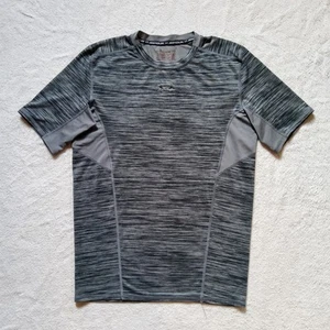 Under Armour Youth T Shirt Black Gray Fitted Heatgear Boys Size Medium / Large - Picture 1 of 8