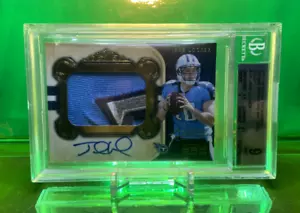 #3/49 BGS 9/10 2011 Jake Locker RC RPA AUTO LOGO National Treasures QB HUSKIES - Bild 1 von 1