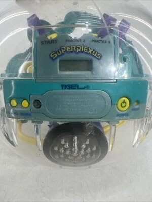 Tiger Electronics [Hasbro] Superplexus - 3D Maze Ball Game (2002) - Изображение 1 из 4