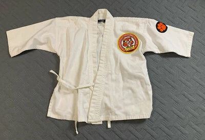 Macho Martial Arts White Taekwondo Uniform Top Tie Waist Size 00/130 - Image 1 of 4
