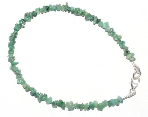 Brazalete de piedras preciosas de esmeralda verde natural de 2-4 mm cuentas sin cortar de 5" DDF-933 - Imagen 1 de 7
