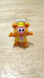 Figura de PVC de colección Fozzie Bear Muppet Baby 1986 HAI, adorno de pastel, figura de juguete - Imagen 1 de 5