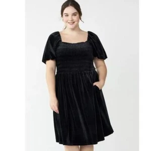 Draper James Dress Womens 1X Black Velvet Smocked Skater Babydoll Holiday Party - Picture 1 of 12