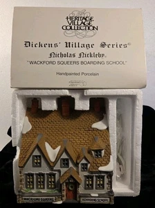 Dept 56 Dickens Village Serie "WACKFORD SQUEERS INTERNAT" nicht mehr produziert #59250 - Bild 1 von 16