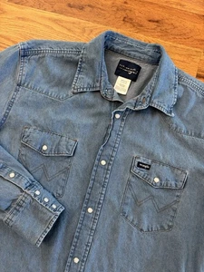 Wrangler Pearl Snap Denim Western Shirt Men's Size XL Retro Long Sleeve Blue - Picture 1 of 6