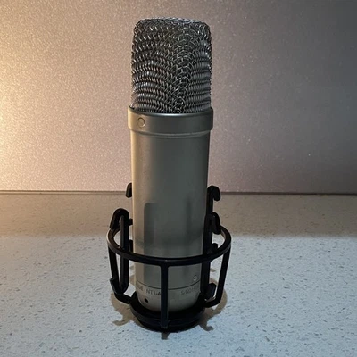 Rode NT1-A Microphone for Voice Over Podcast and Narration - Image 1 of 4