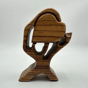 Hand Carved Abstract Heart In Hand Wood Sculpture Trinket Box - Bild 1 von 8