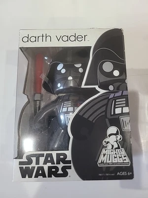 Figura Hasbro 2007 Star Wars Mighty Muggs Darth Vader 6 pulgadas Foto 1 de 4