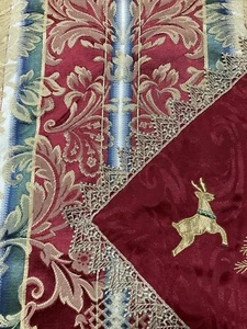 Vtg House of Hatten Brocade Christmas Tree Skirt of Good Quality Lined 54 Inches - Picture 1 of 10