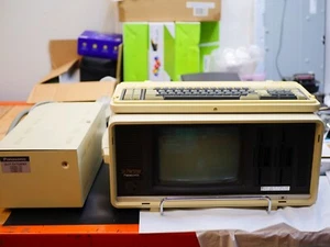 PC vintage Panasonic modello RL-H7000W con prolunga slot e software extra! - Foto 1 di 14