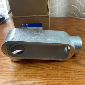 Eaton Crouse Hinds LR200M - LR Shape 2" Condulet Conduit Outlet Body - NEW - Picture 1 of 3